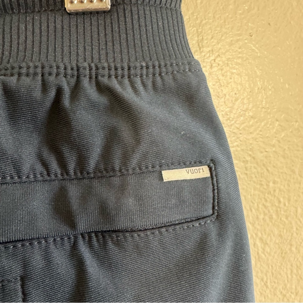 Vuori Navy Blue Meta Jogger Pants size Small - Picture 8 of 10